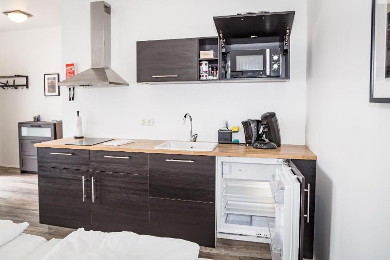 Studio Apartment image 1
