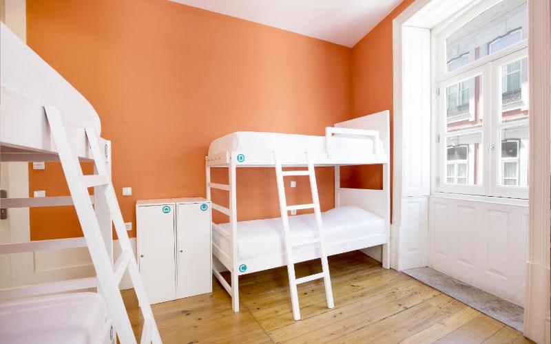 Best Guest Porto Hostel - image 15