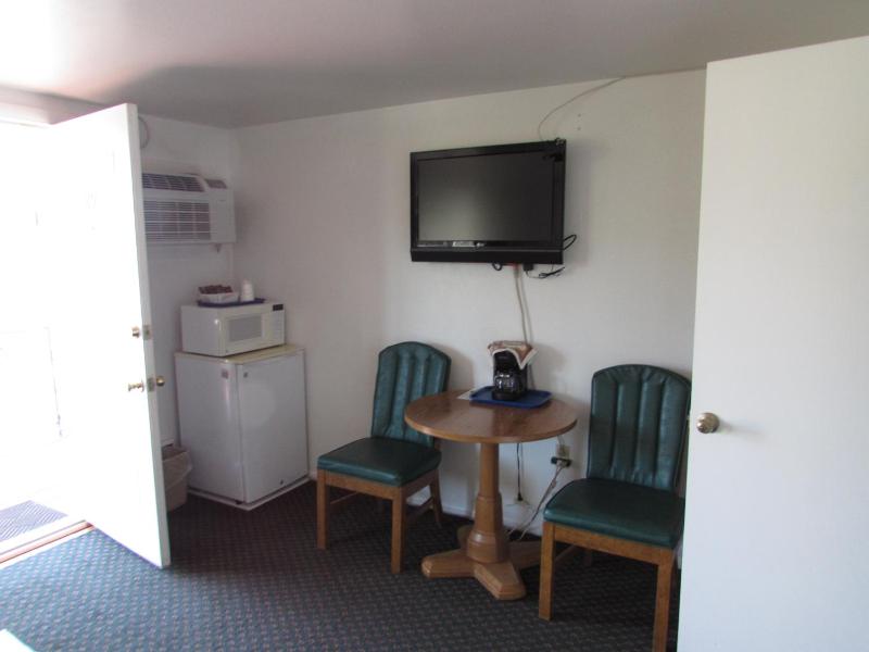 Queen Room image 1