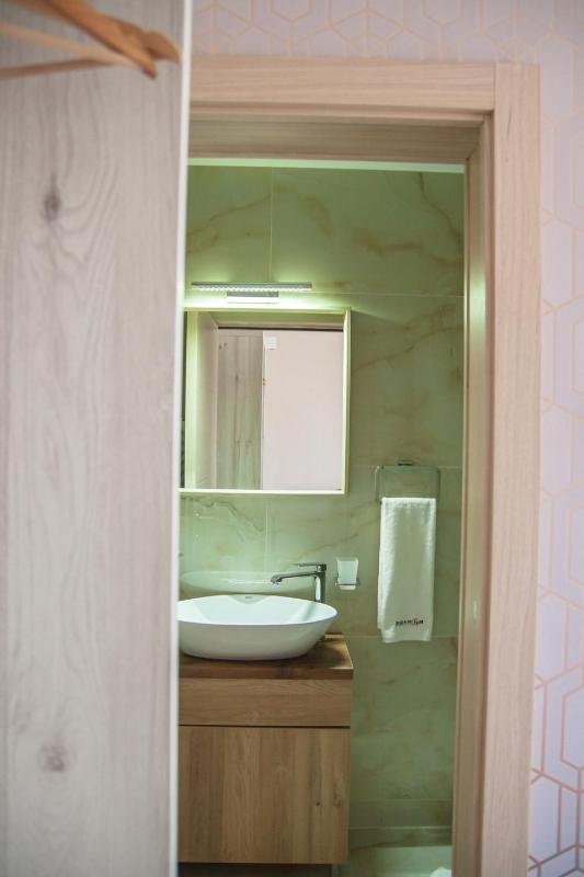 Deluxe Single Room image 2