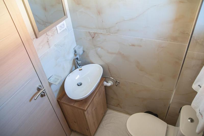 Deluxe Single Room image 2