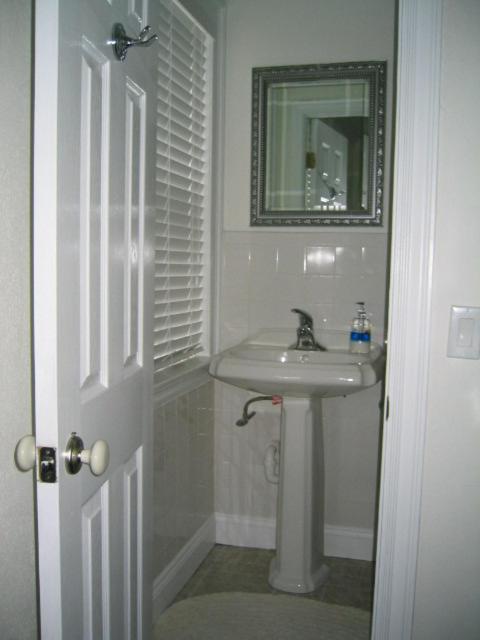 Standard Queen Room image 2