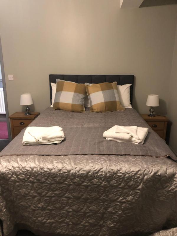 Double Room image 2