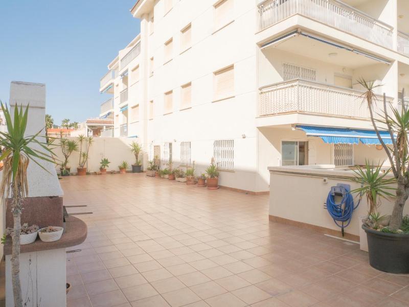 Apartamentos Irta Playa - image 3