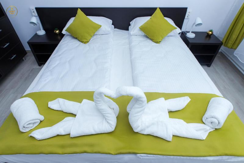 Standard Apartment image 2