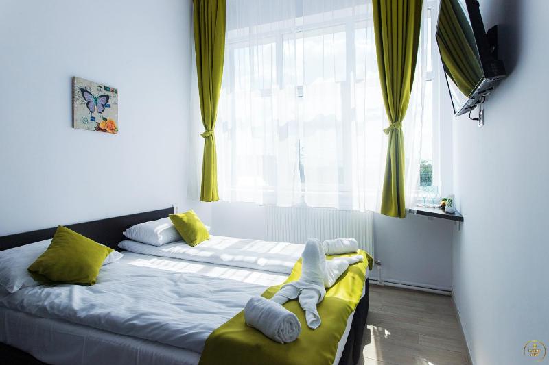 Standard Apartment image 3