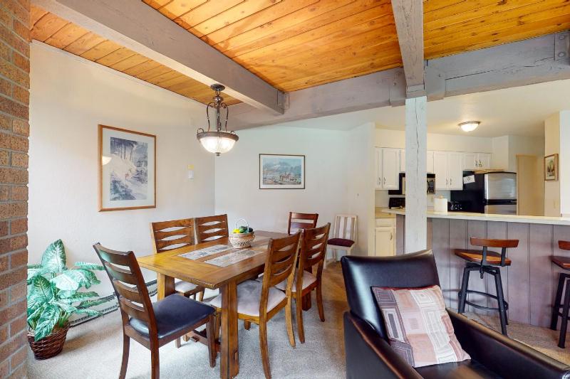 Superior Apartment image 2