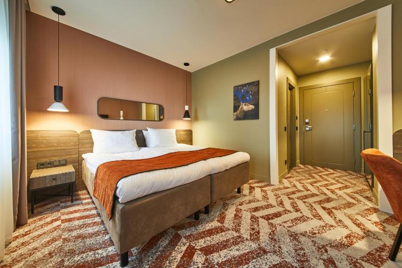 Standard Double or Twin Room image 3