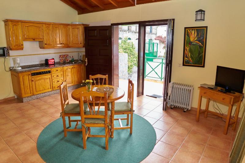 One-Bedroom Villa image 1