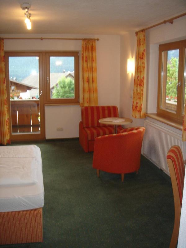 Comfort Double Room with Balcony image 4