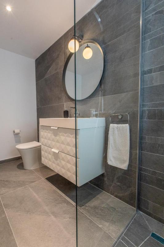 Rooms - Unique staying in Paphos Centre - image 3