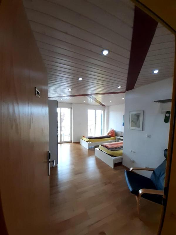 Standard Twin Room image 2
