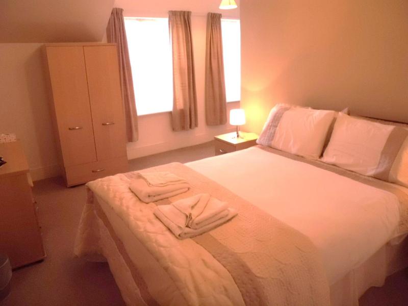 Standard Quadruple Room image 1