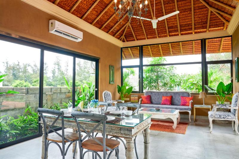 IVY VILLA - image 7