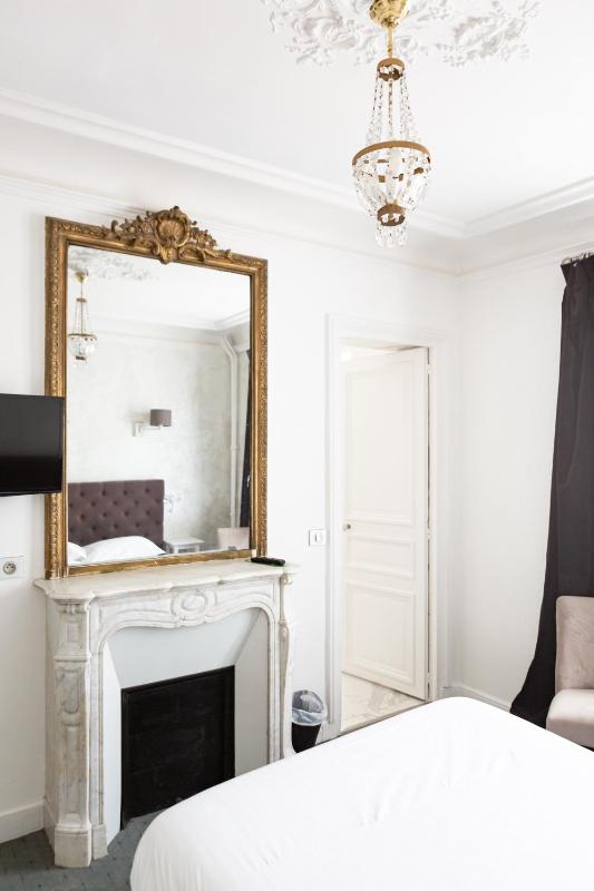 Classic Double Room image 1