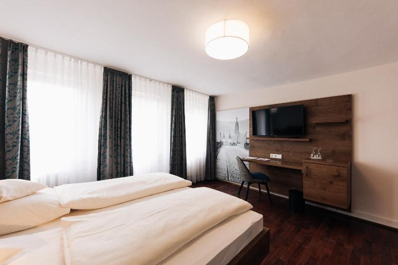 Hotel Weisser Bock - image 8