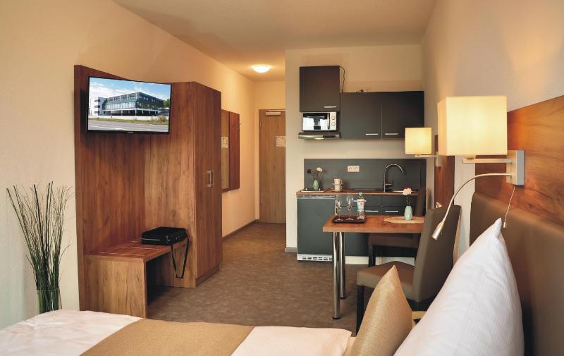 Double or Twin Room with Bathroom image 4