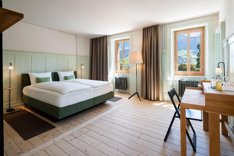 Double Room image 1