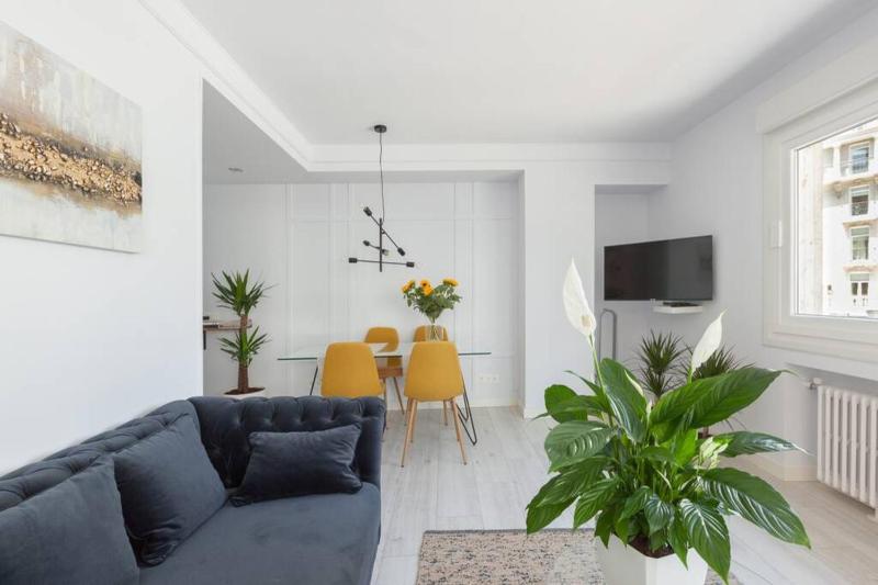 NEW Gorgeous Central Apartment - Beachfront - 3 BD - image 23