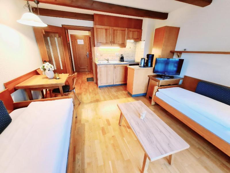 Studio Apartment image 4