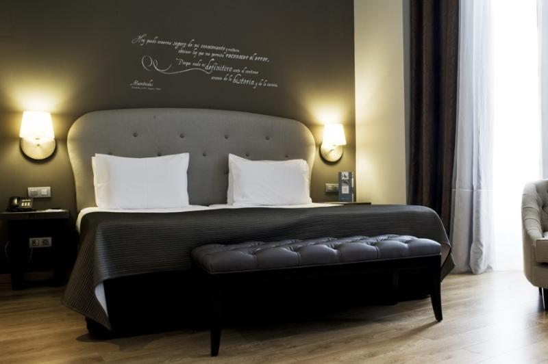 Single Room image 1