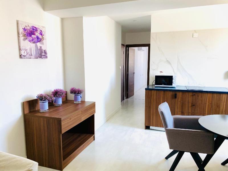 Eleonora Hotel Apartments - image 12