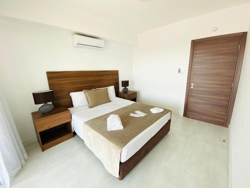 Eleonora Hotel Apartments - image 8
