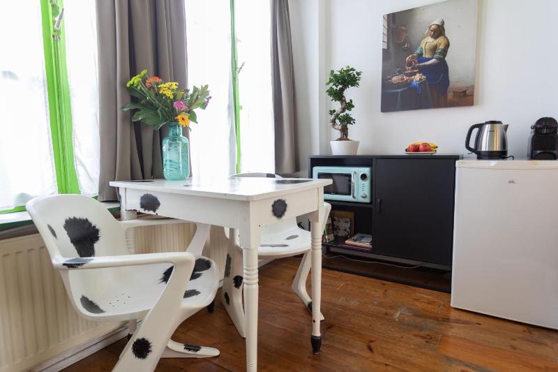 Superior King Room image 4