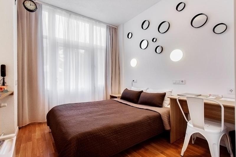 Standard Double Room with Air Conditioning image 1