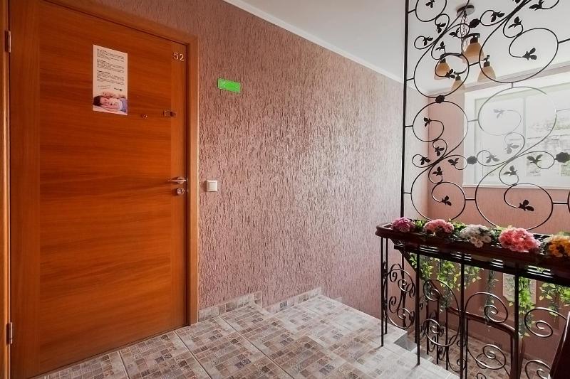 Two-Bedroom Apartment with Air conditioning image 3