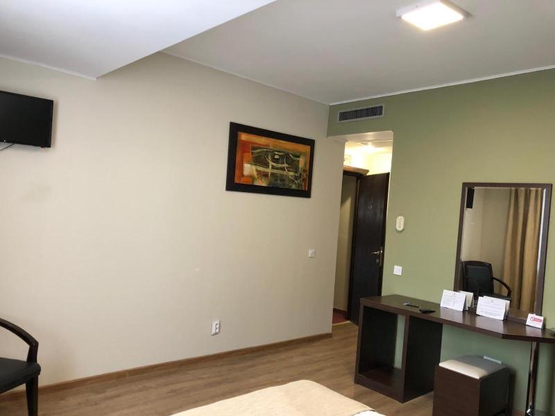 Room #60636608 image 3