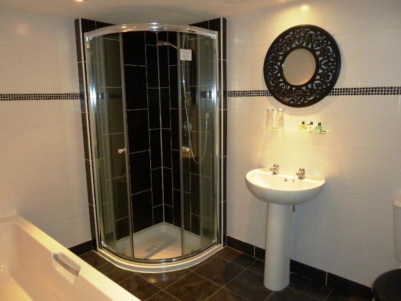 Suite image 2