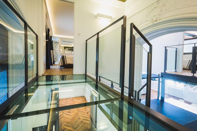 LOFT KEYWEEK contemporary Loft style Apartment in Biarritz City center - image 20