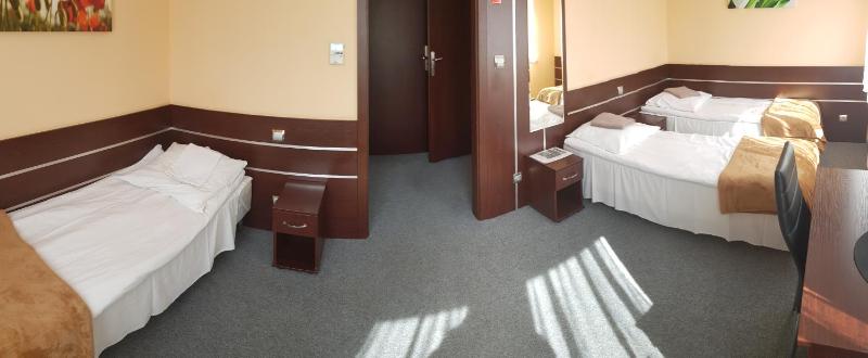 Triple Room image 3