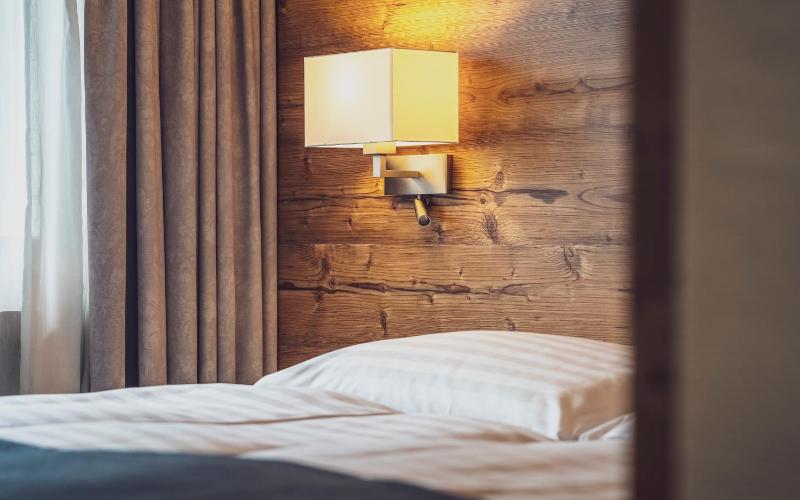 Single Room with French Bed image 3
