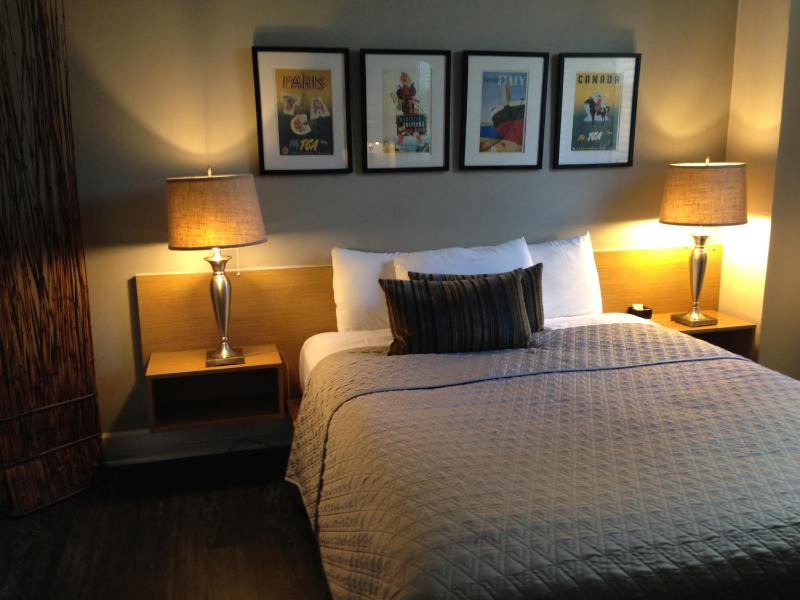 Touchstone Hotel - City Center - image 4
