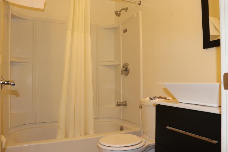 Two-Bedroom Suite image 2