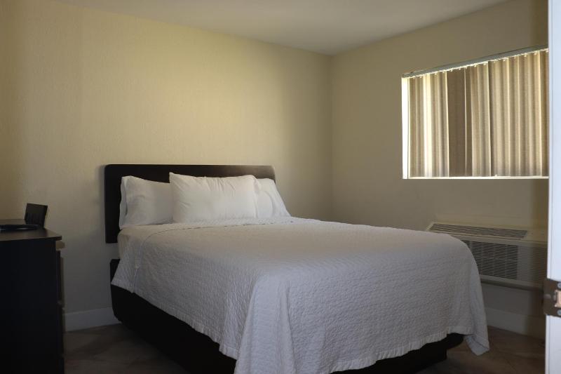 Two-Bedroom Suite image 4