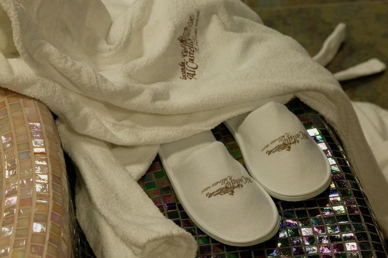 Double or Twin Room with Spa Access image 2