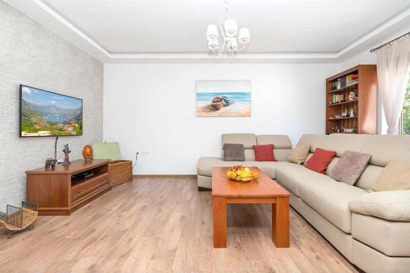 Seafoam apartment - image 10