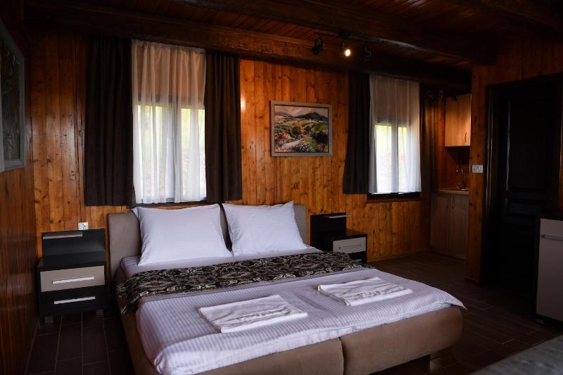 One-Bedroom House image 3