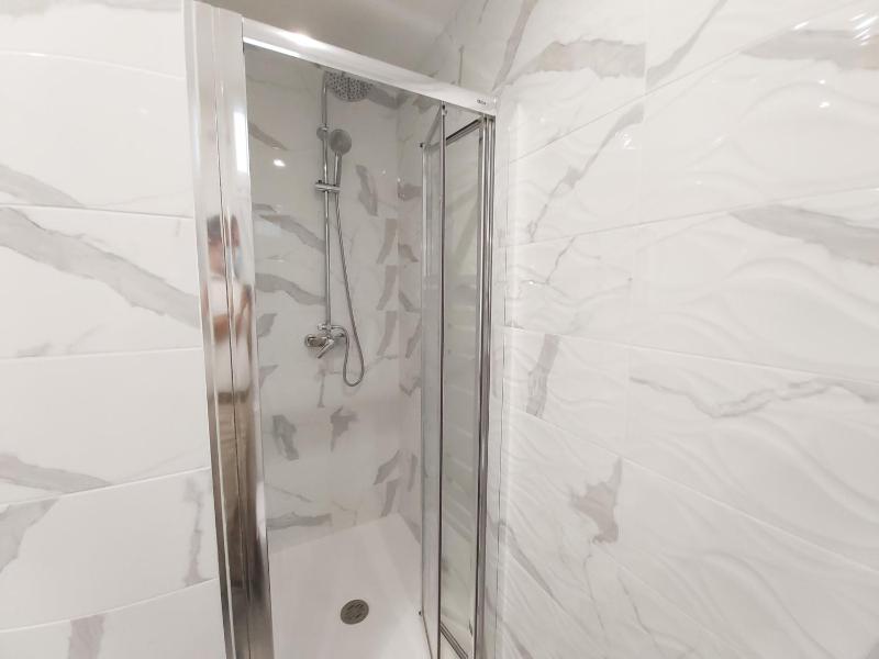 Del Parque Flats Flores Premium - image 7