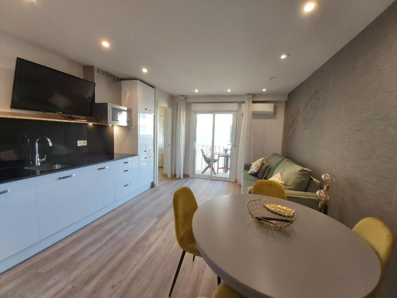 Del Parque Flats Flores Premium - image 2