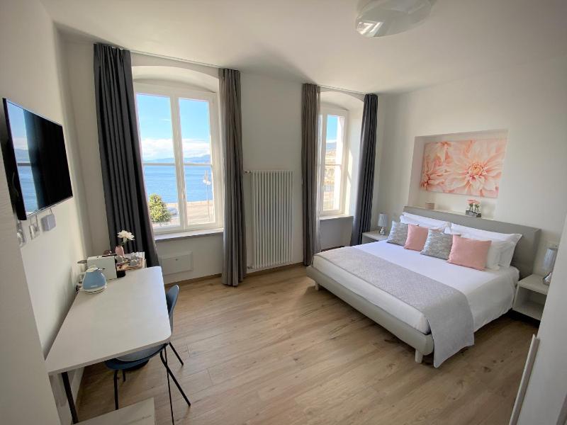 Five Flowers Guest House - image 11