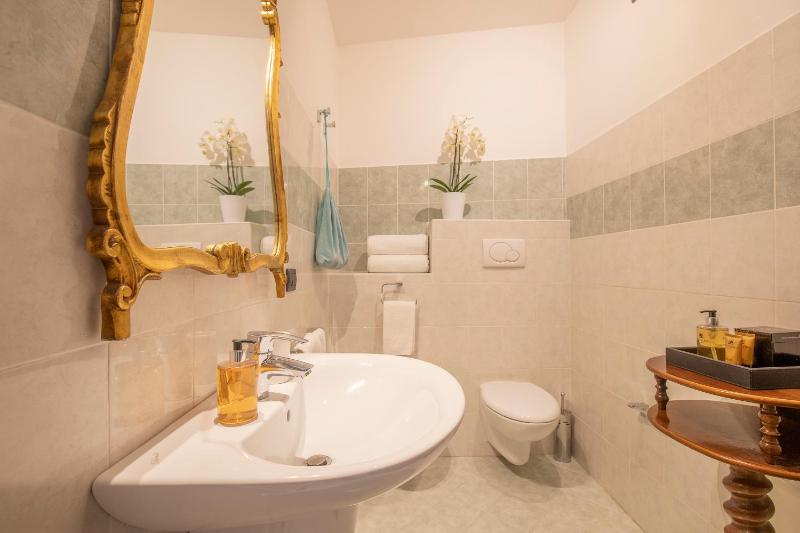 Junior Suite with Castle View image 2