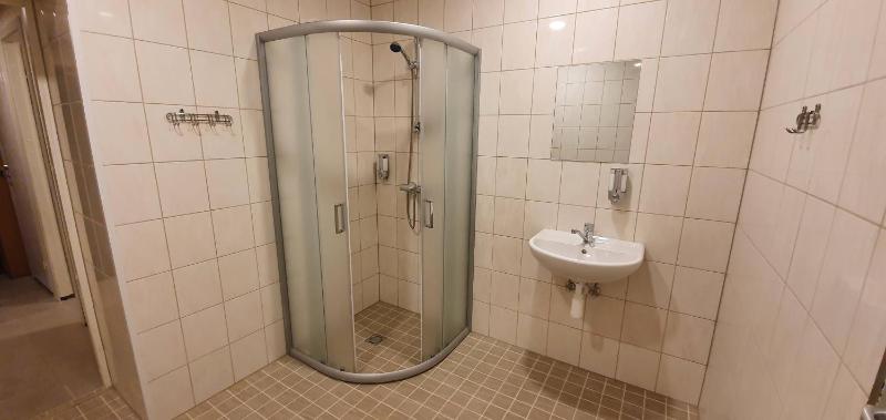 Quadruple Room image 3