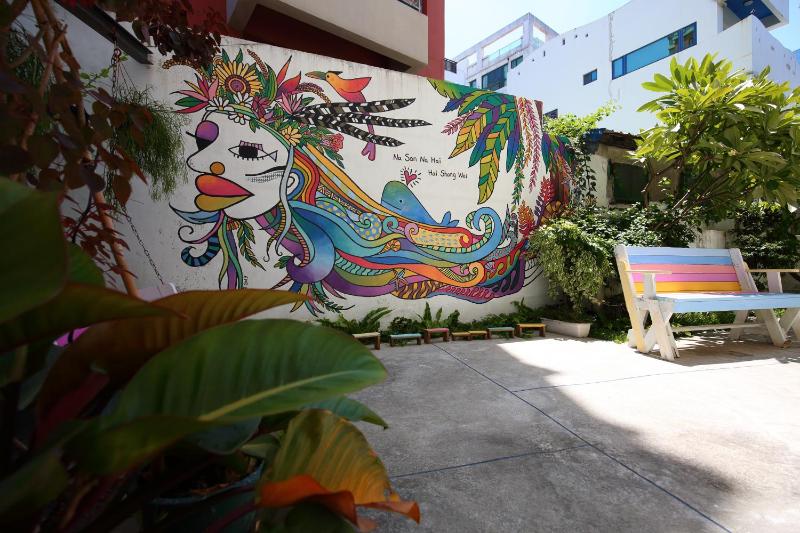 Na San Na Hai B&B - image 6
