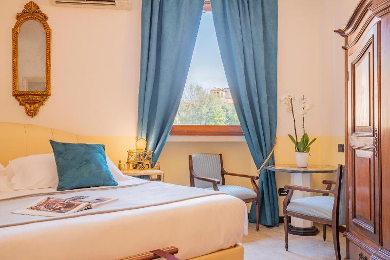 Grand Deluxe King Room with Castle View image 4