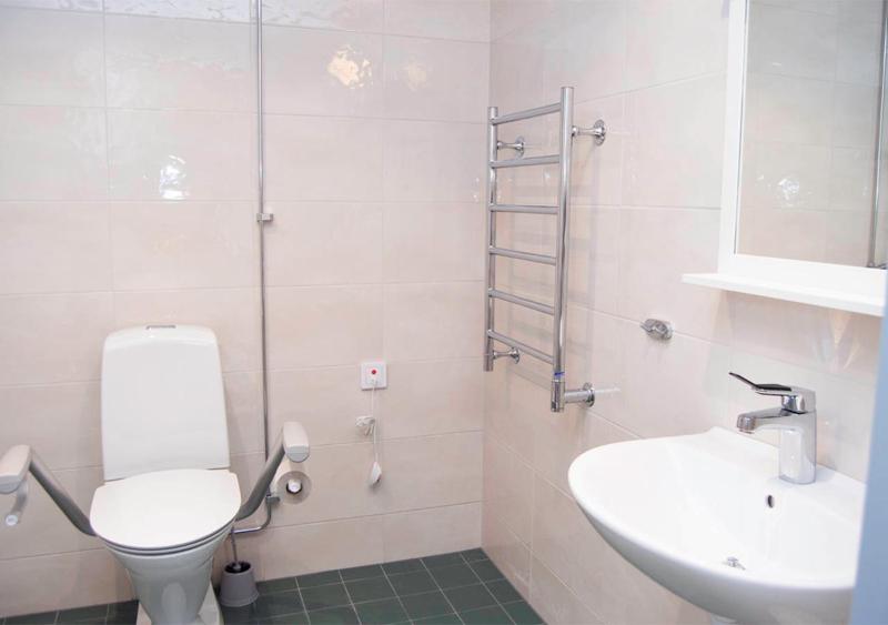 Double Room - Disability Access image 3
