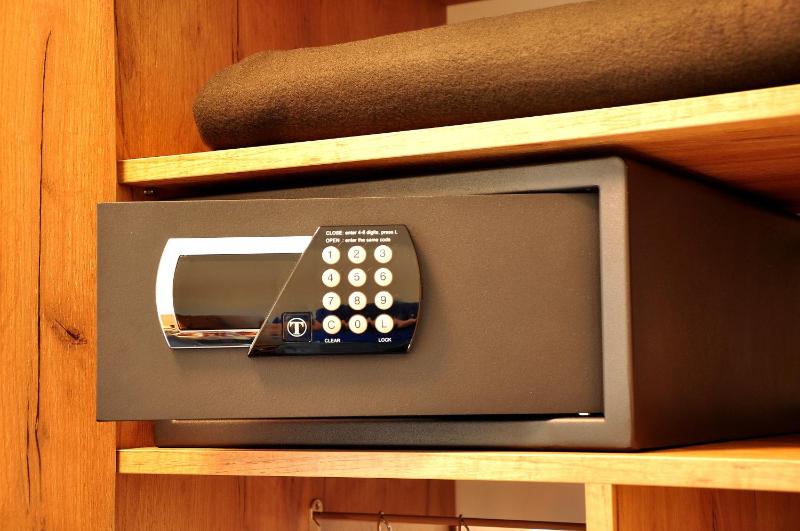 Standard Single Room image 2